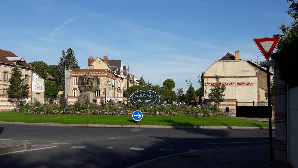 La Demeure D'Elodie Épernay Exterior foto